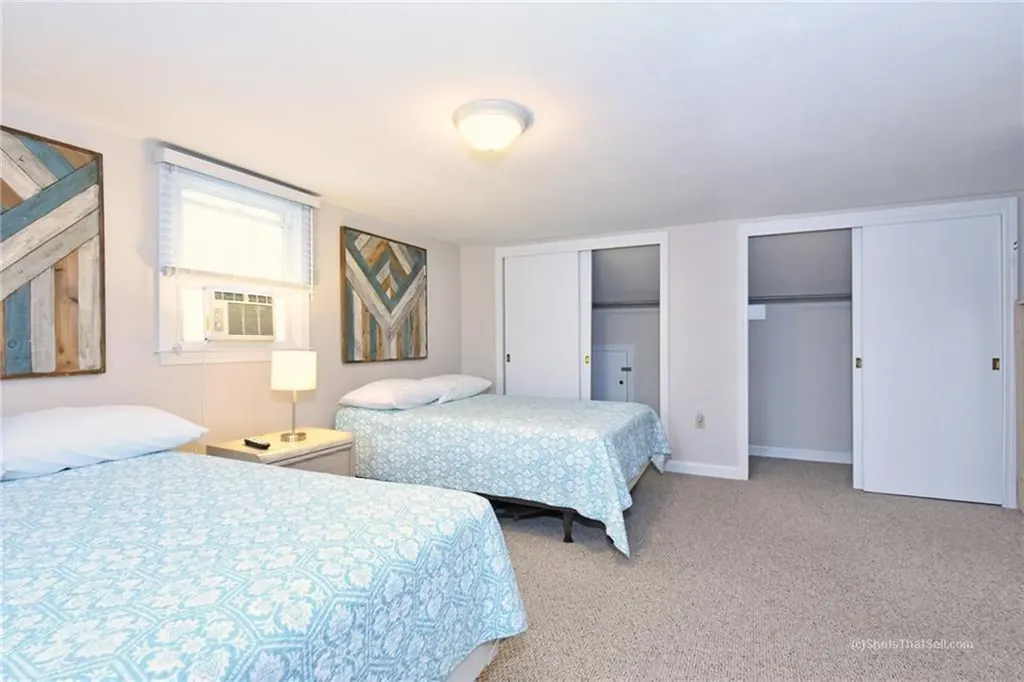 17 Melbourne Drive Narragansett RI 02882