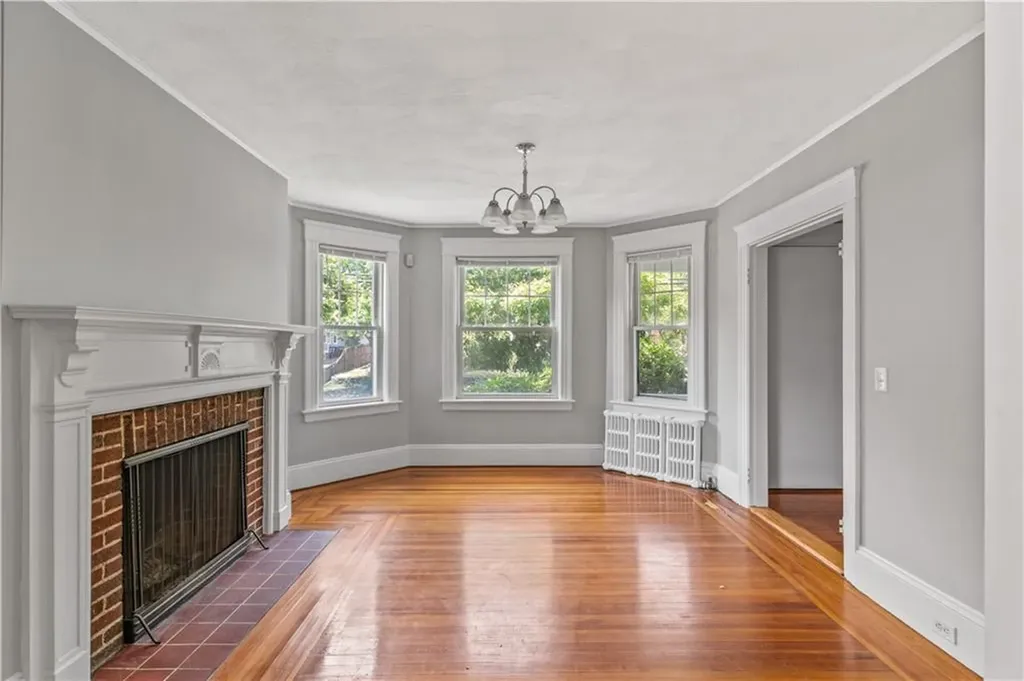 155 Irving Avenue Providence RI 02906