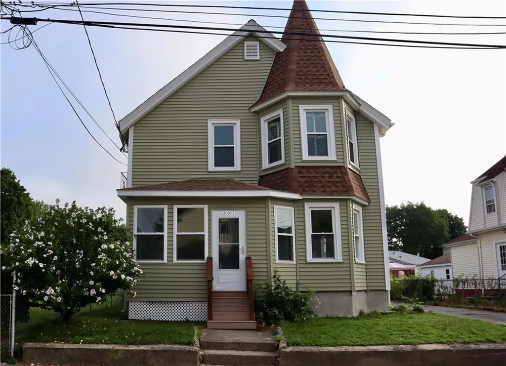 205 Morris Avenue Pawtucket RI 02860