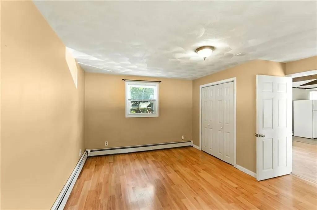 170 Reynolds Avenue Warwick RI 02889