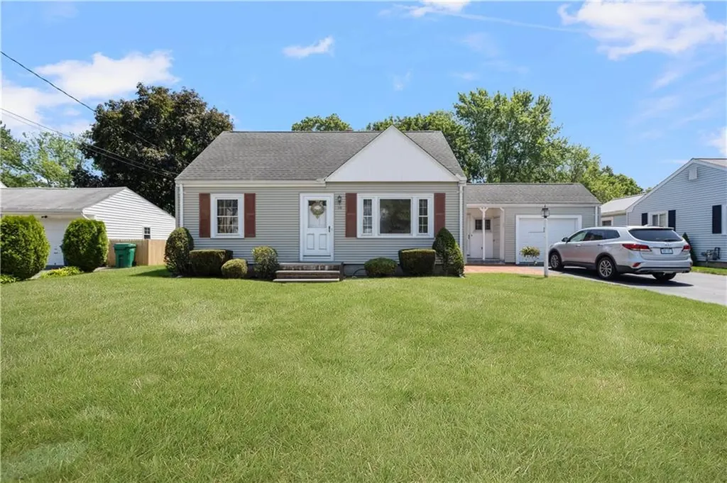 58 Lydick Avenue Warwick RI 02888