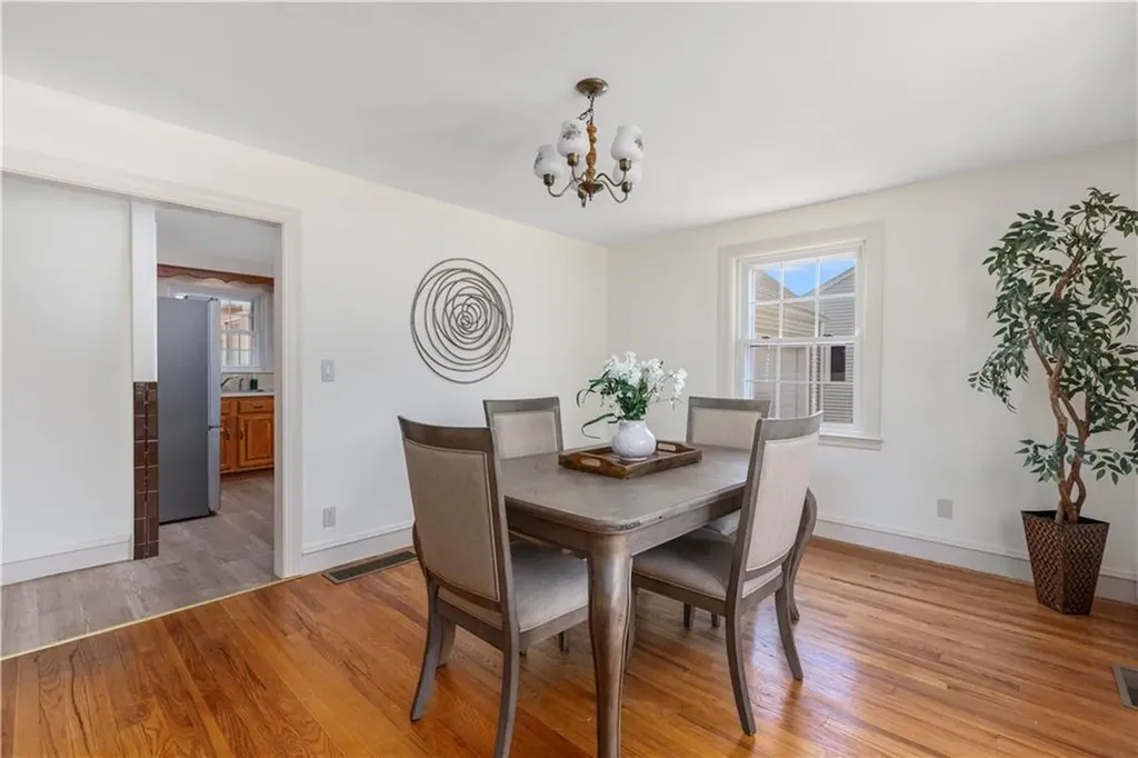 58 Lydick Avenue Warwick RI 02888