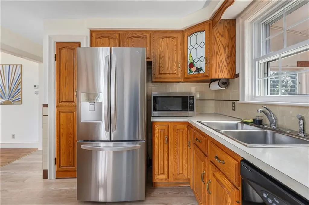 58 Lydick Avenue Warwick RI 02888
