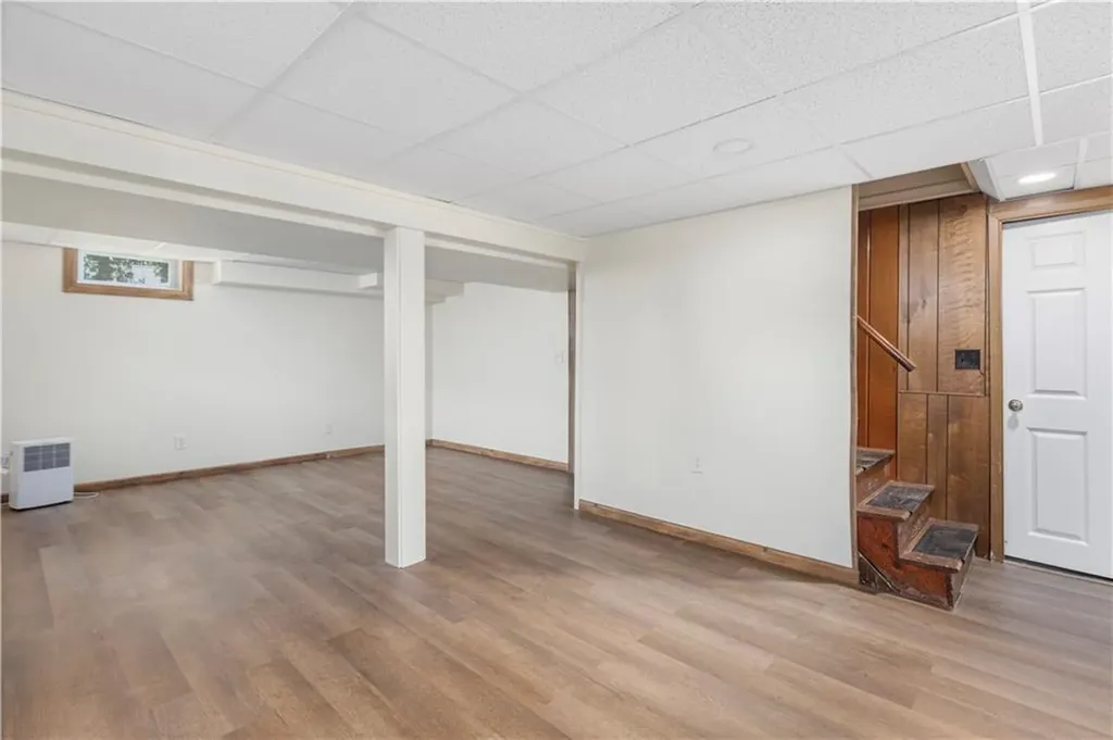58 Lydick Avenue Warwick RI 02888
