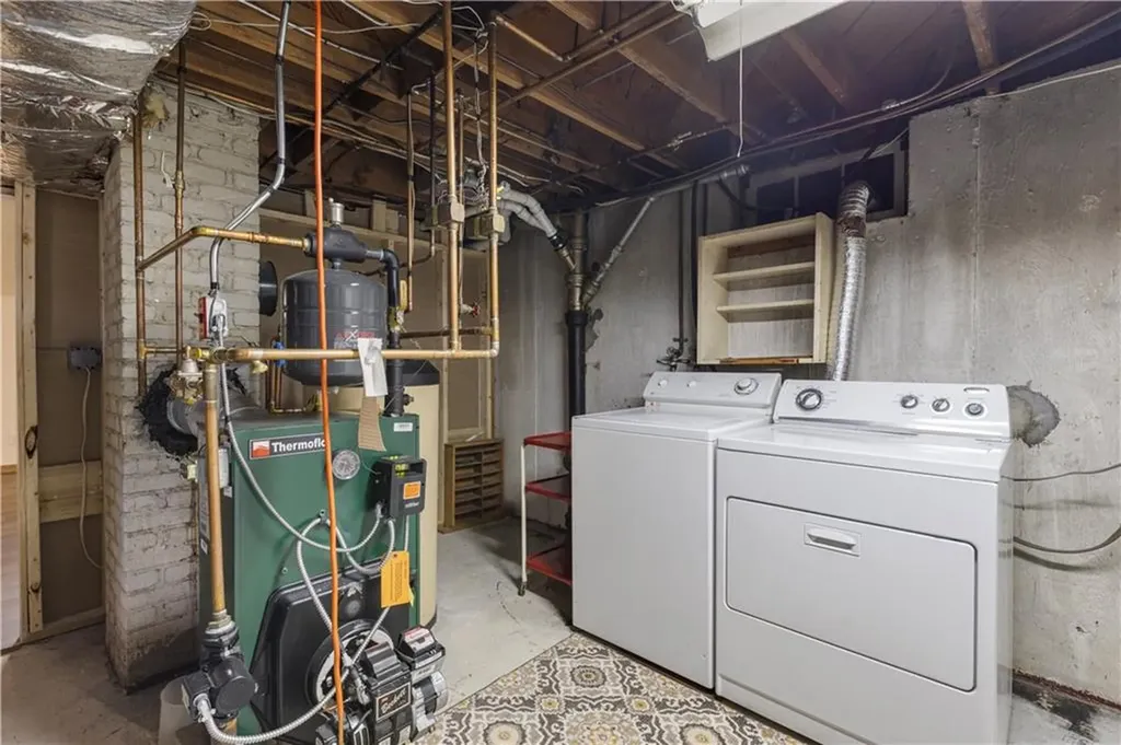 58 Lydick Avenue Warwick RI 02888