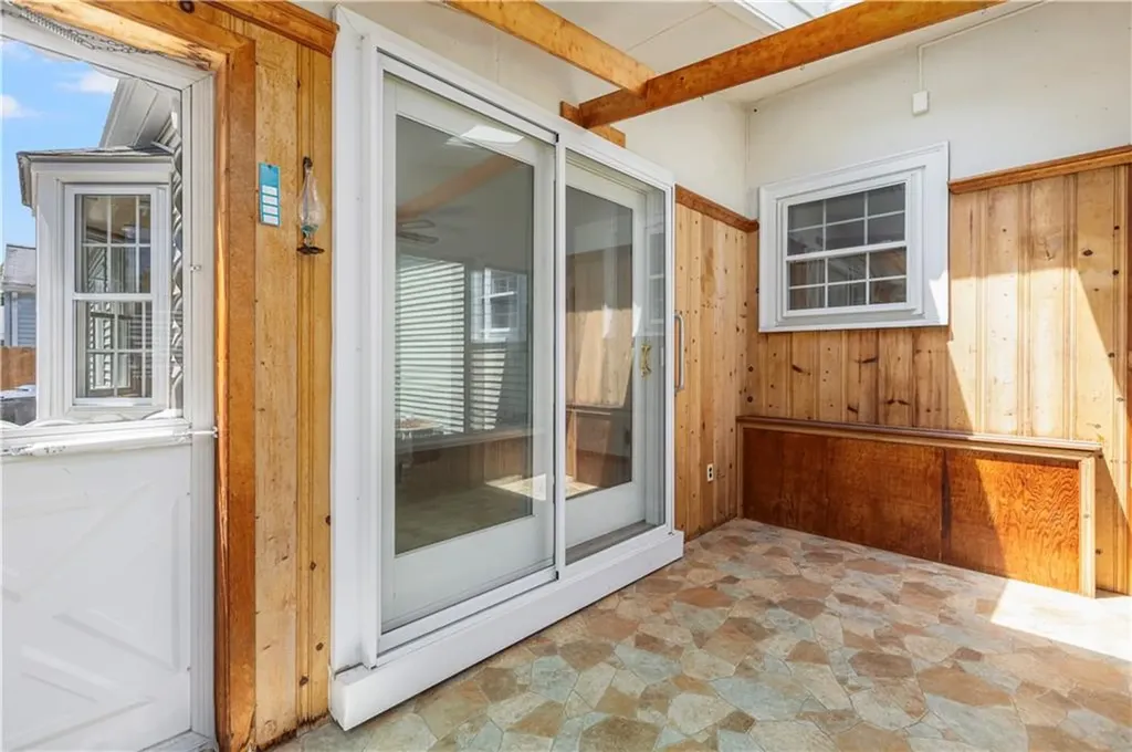 58 Lydick Avenue Warwick RI 02888