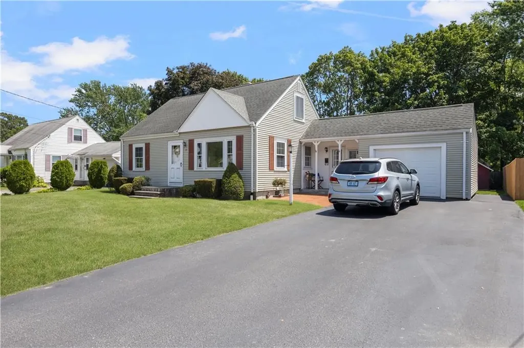 58 Lydick Avenue Warwick RI 02888