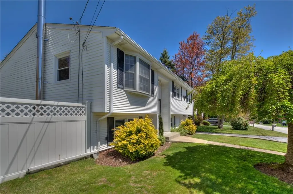 123 South Comstock Parkway Cranston RI 02921