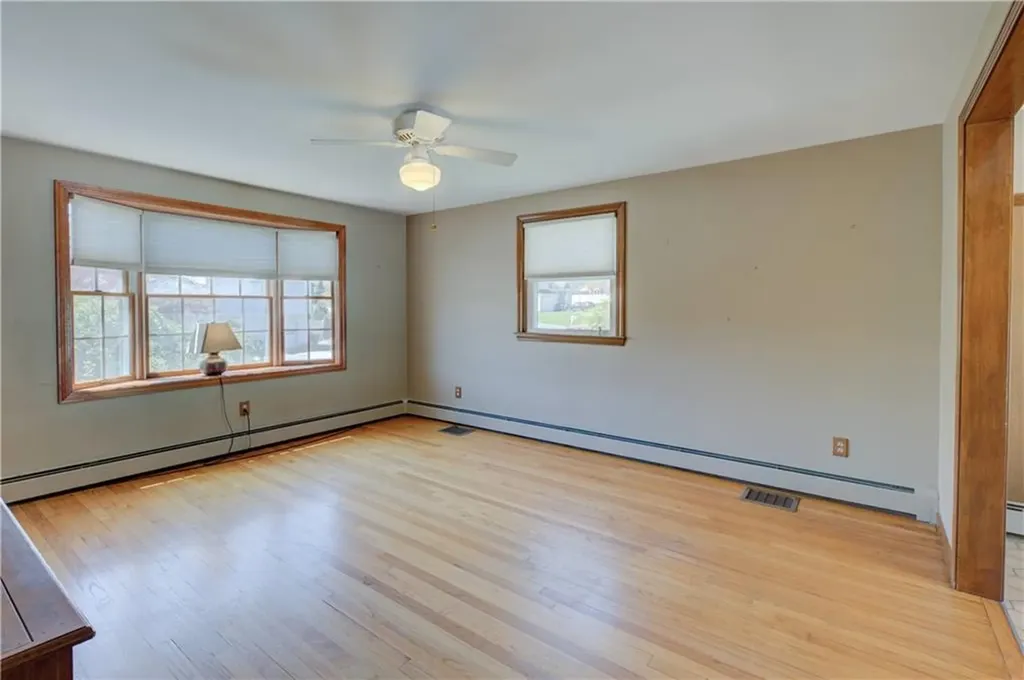 123 South Comstock Parkway Cranston RI 02921