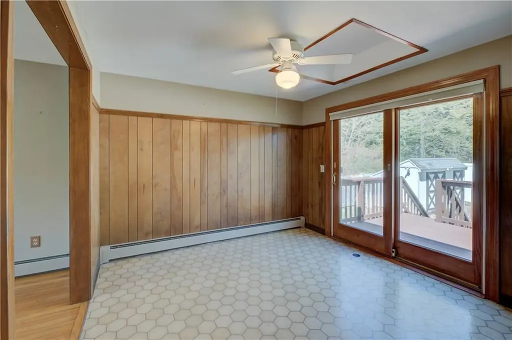 123 South Comstock Parkway Cranston RI 02921