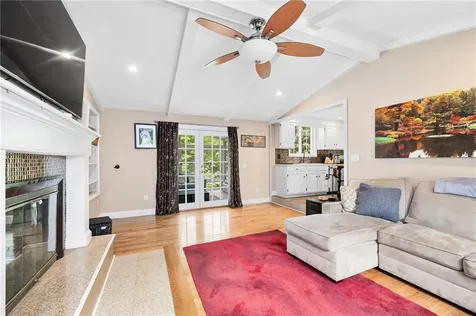 36 Daniel Drive North Kingstown RI 02852