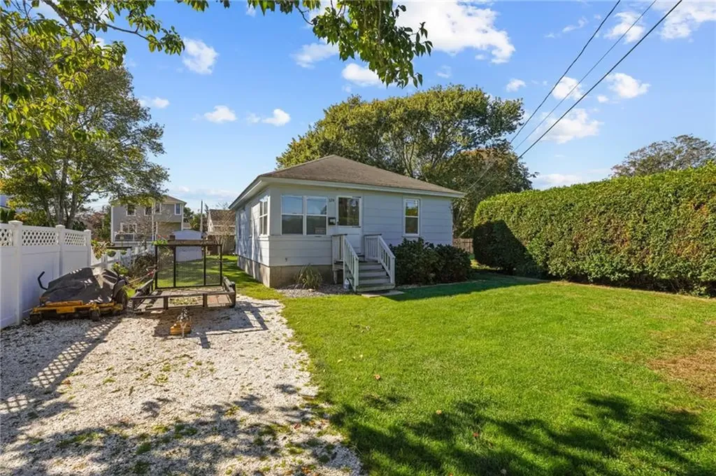 32 Crandall Avenue Westerly RI 02891
