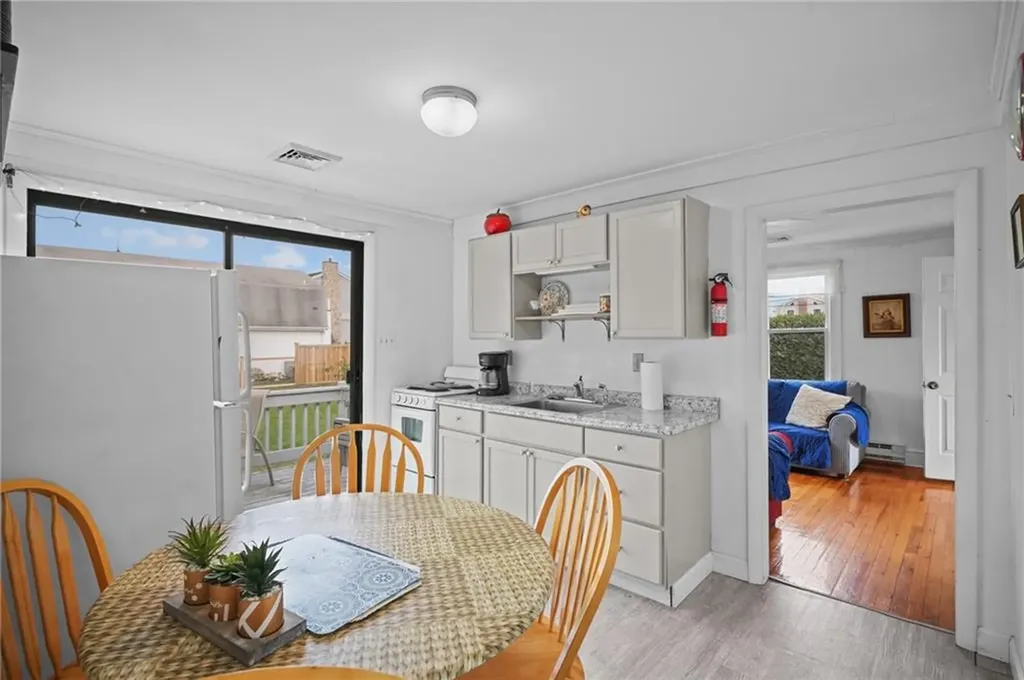 32 Crandall Avenue Westerly RI 02891
