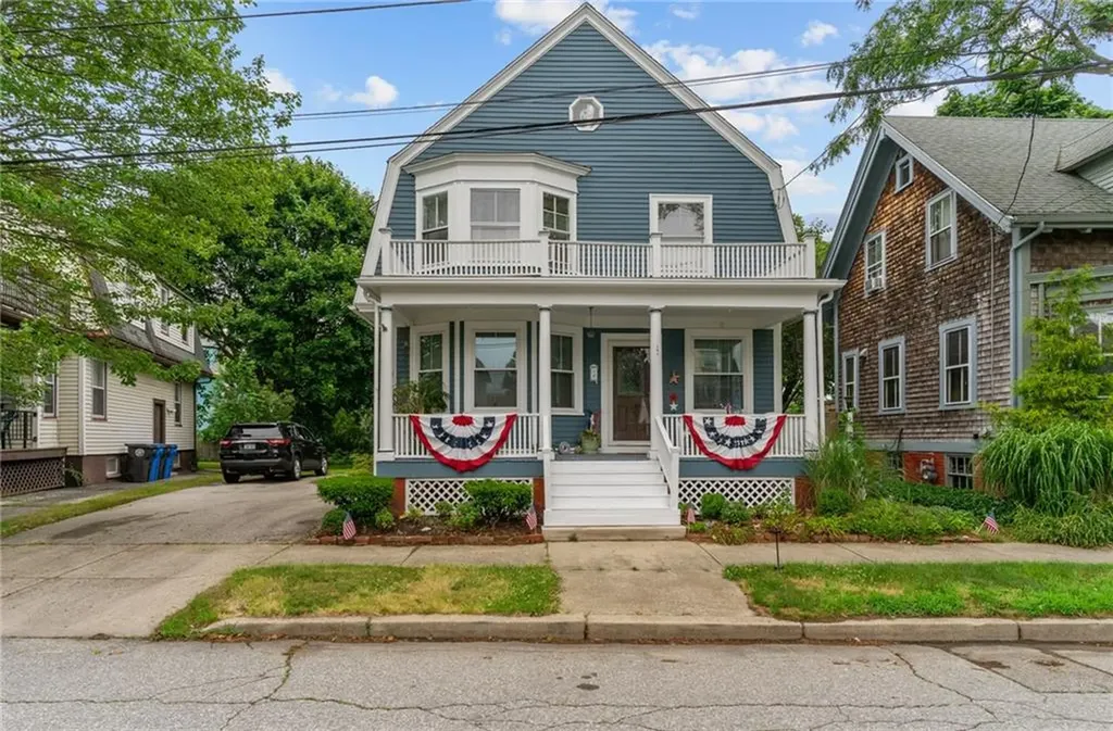161 Ocean Avenue Cranston RI 02905