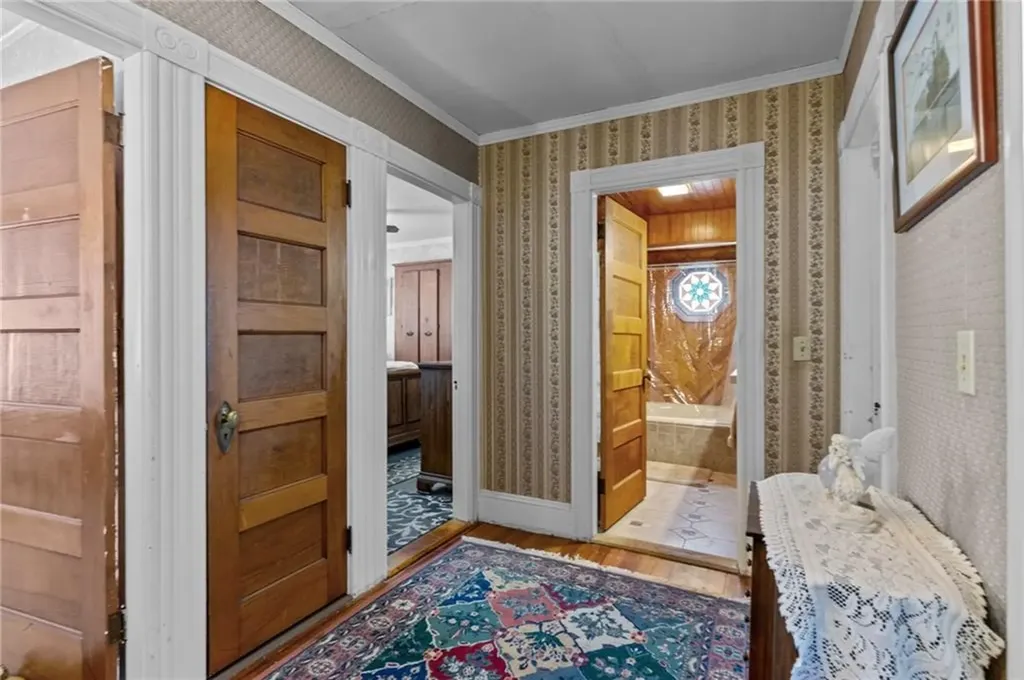 161 Ocean Avenue Cranston RI 02905