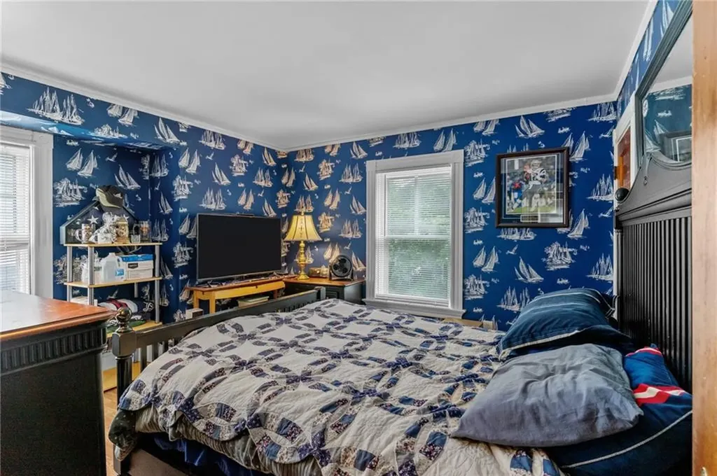 161 Ocean Avenue Cranston RI 02905