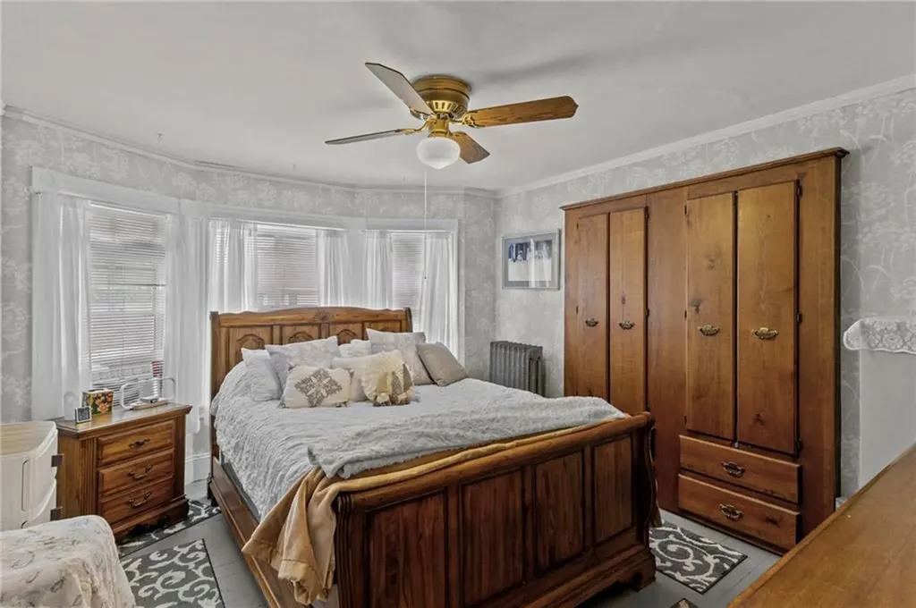 161 Ocean Avenue Cranston RI 02905