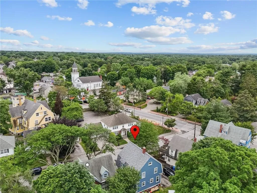 161 Ocean Avenue Cranston RI 02905