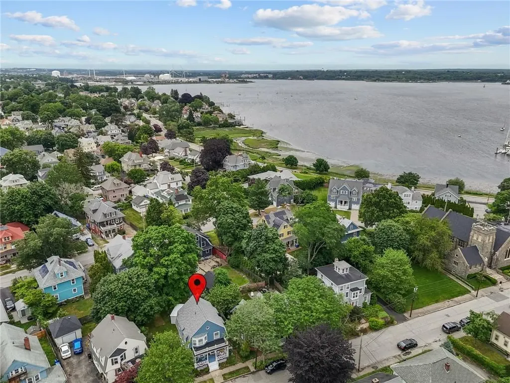 161 Ocean Avenue Cranston RI 02905