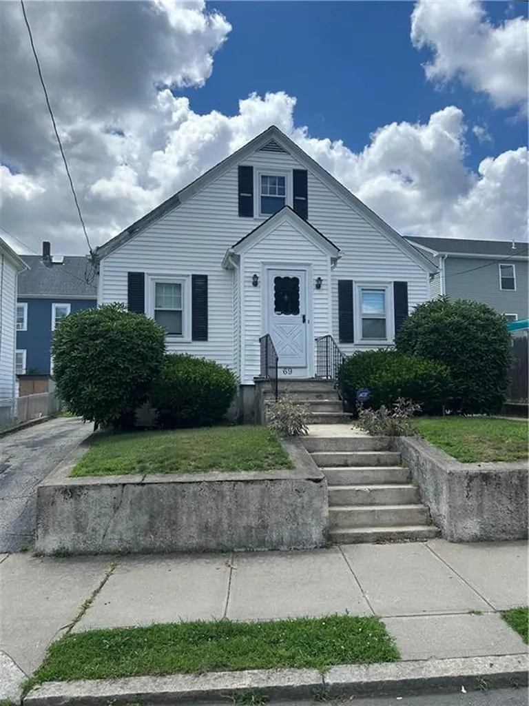 69 Bismark Street Providence RI 02904