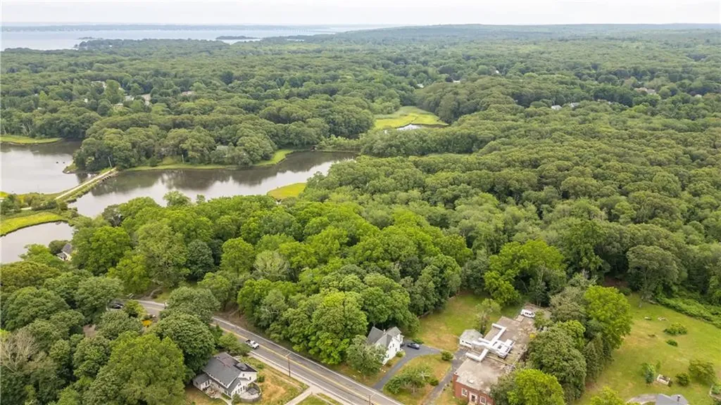 194 -242 Phillips Street North Kingstown RI 02840