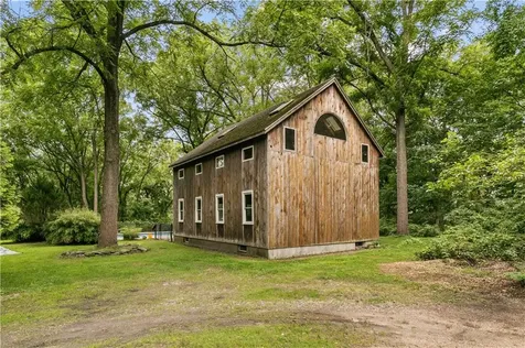 194 Phillips Street North Kingstown RI 02840