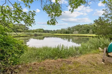 194 Phillips Street North Kingstown RI 02840