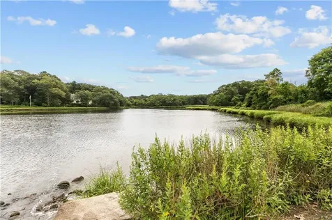 194 Phillips Street North Kingstown RI 02840