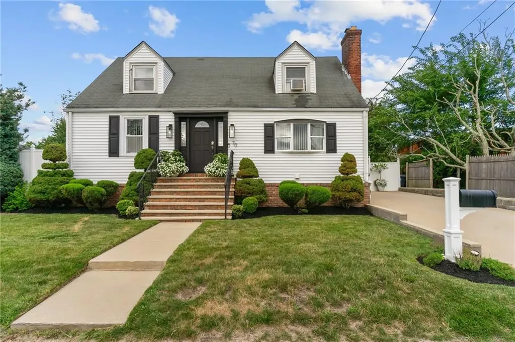 70 Palm Boulevard Warwick RI 02888
