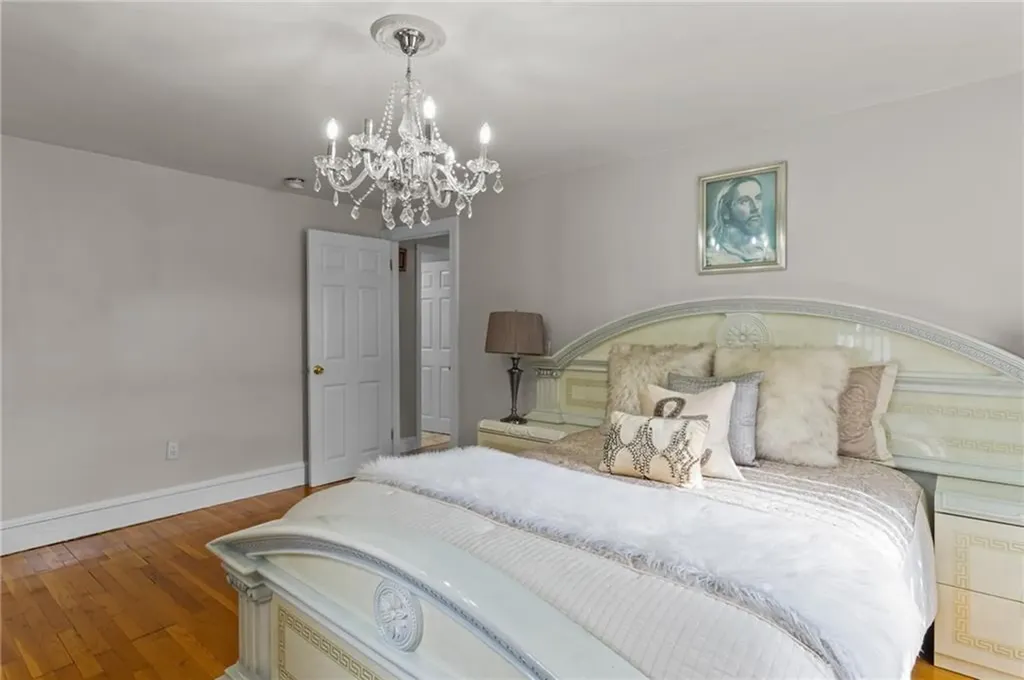 70 Palm Boulevard Warwick RI 02888