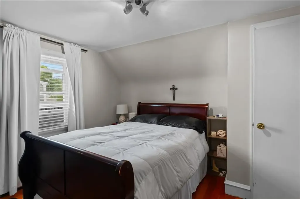 70 Palm Boulevard Warwick RI 02888