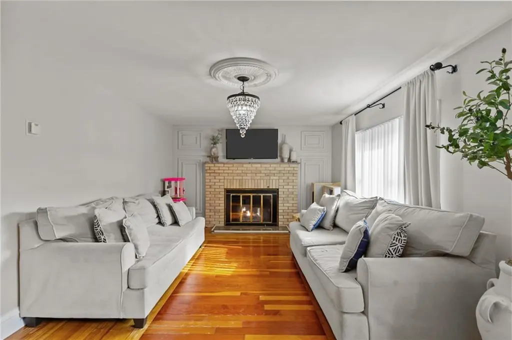 70 Palm Boulevard Warwick RI 02888