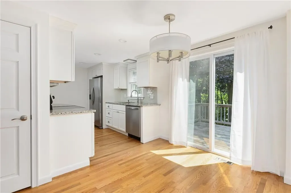 71 Waycross Drive Warwick RI 02888