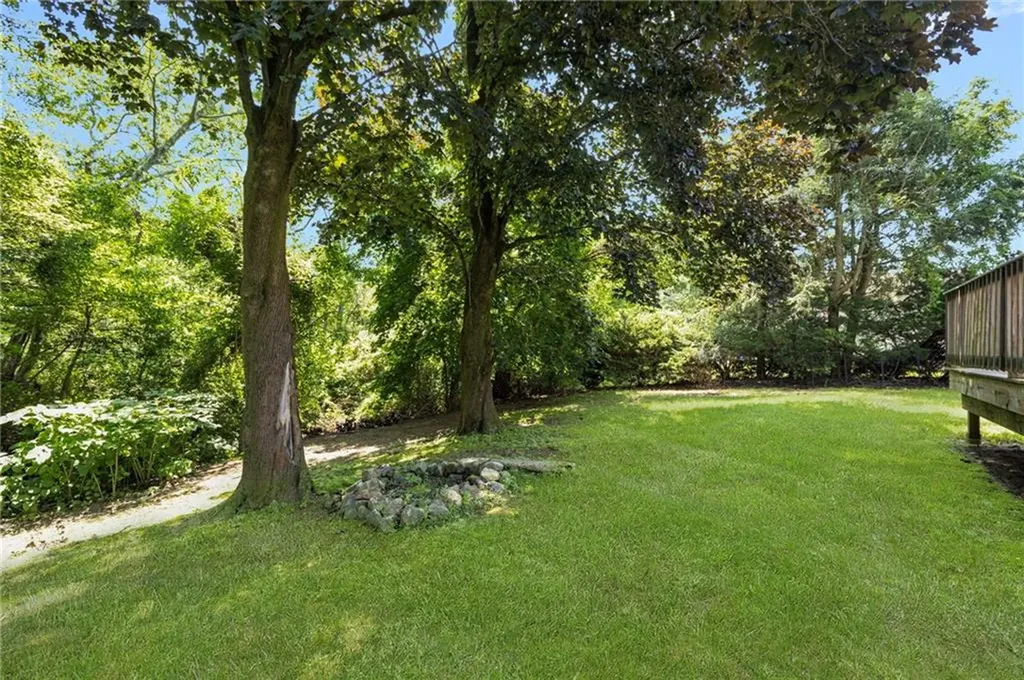 71 Waycross Drive Warwick RI 02888