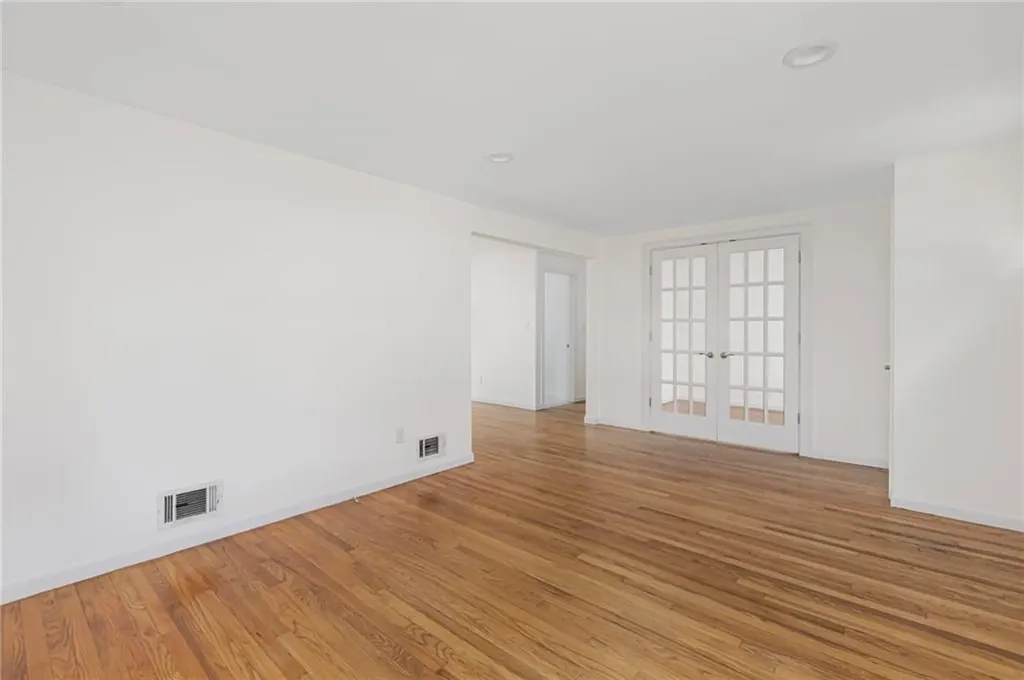 71 Waycross Drive Warwick RI 02888