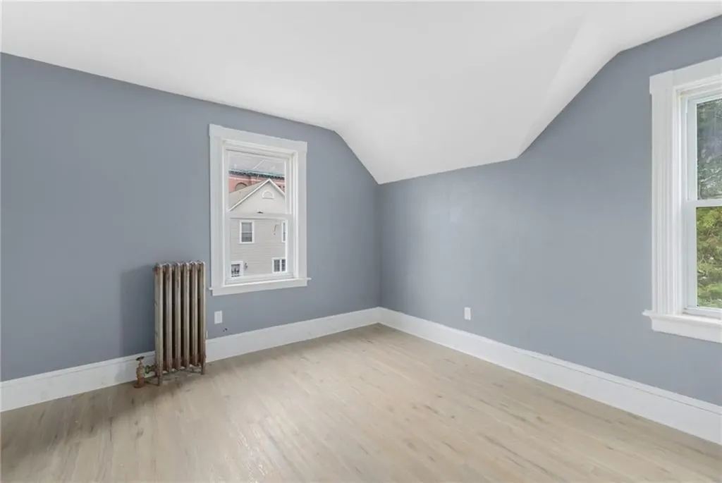 313 Vermont Avenue Providence RI 02905