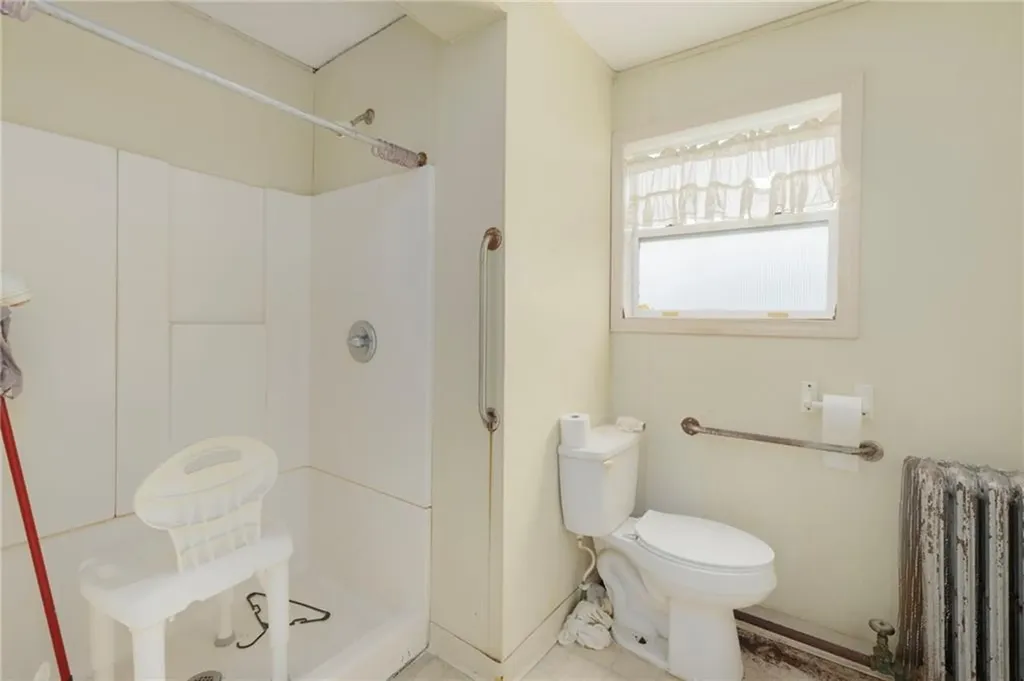 313 Vermont Avenue Providence RI 02905