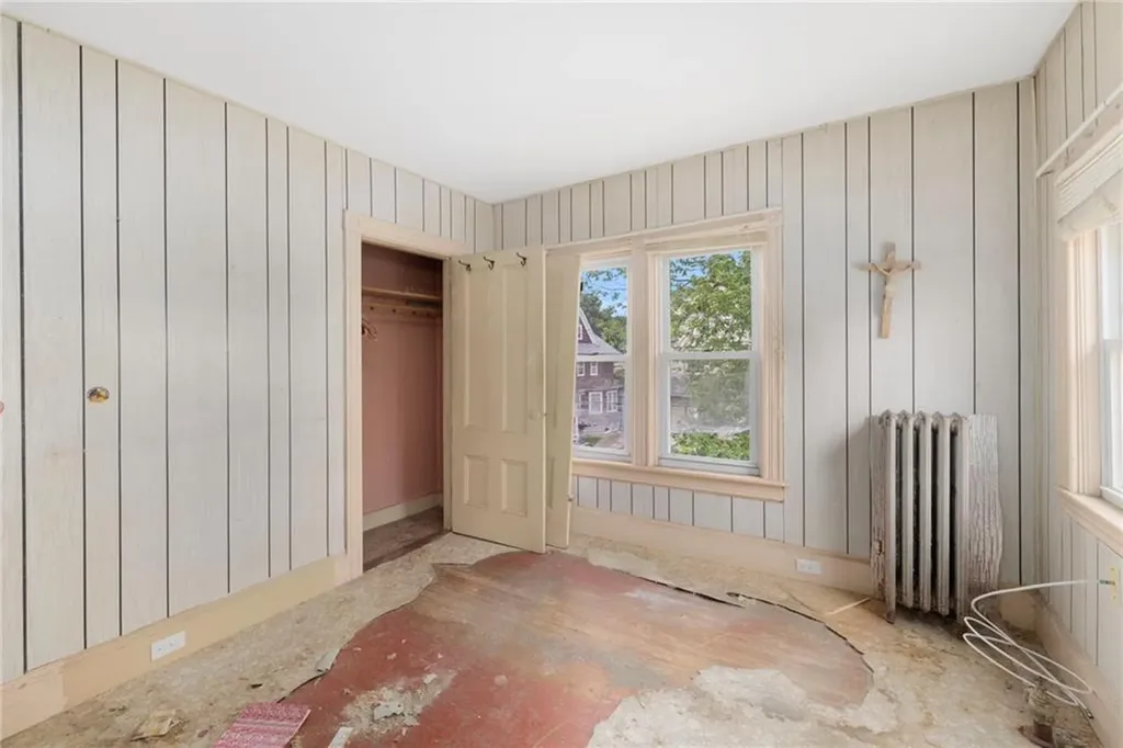 313 Vermont Avenue Providence RI 02905