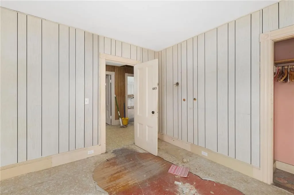 313 Vermont Avenue Providence RI 02905