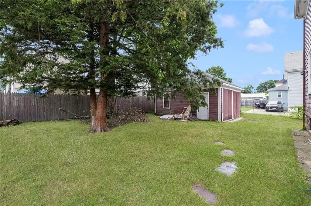 313 Vermont Avenue Providence RI 02905