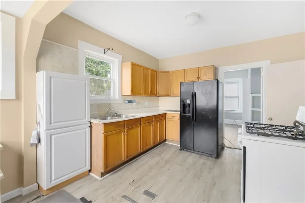 313 Vermont Avenue Providence RI 02905
