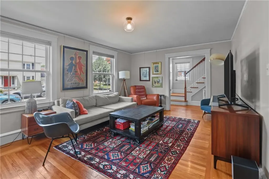16 Elmcroft Avenue Providence RI 02908