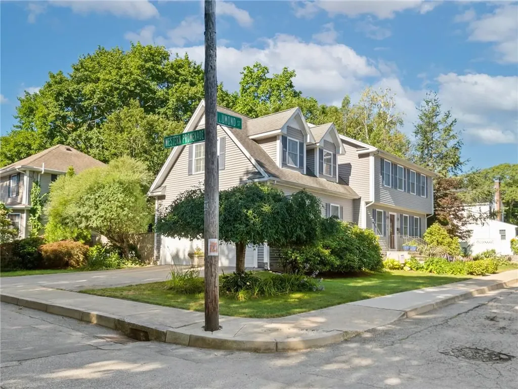 22 Aumond Street Cranston RI 02905