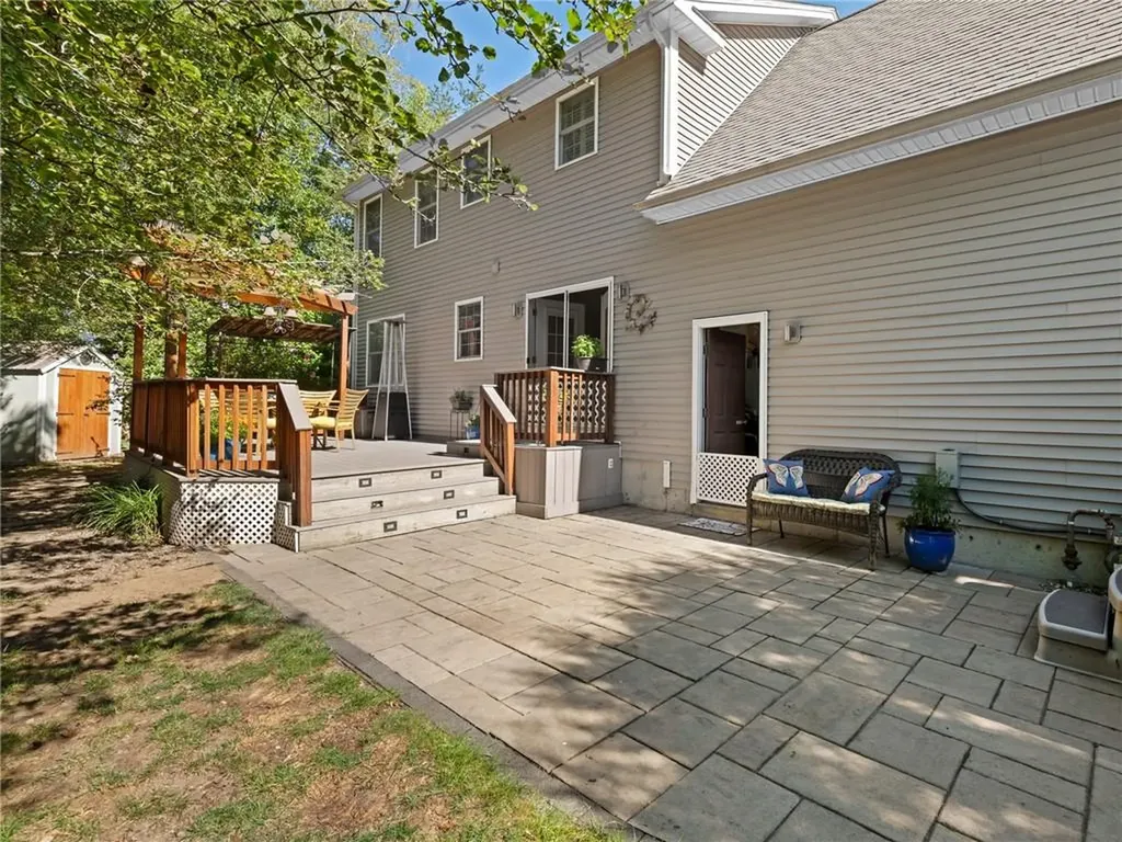 22 Aumond Street Cranston RI 02905