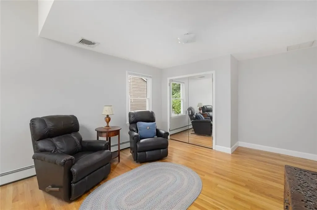81 Edmond Drive Warwick RI 02886