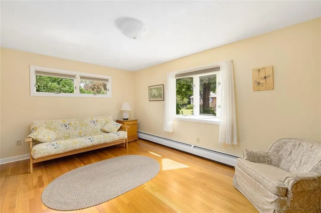 81 Edmond Drive Warwick RI 02886