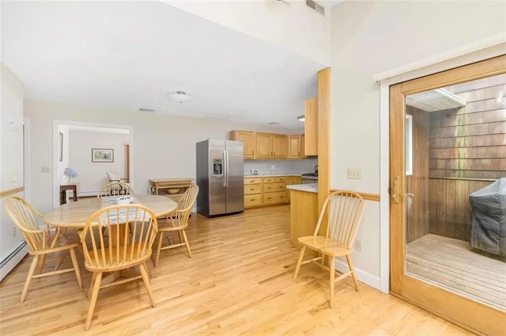 81 Edmond Drive Warwick RI 02886