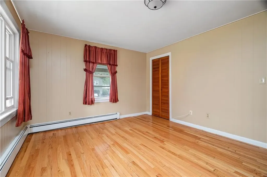 190 Linden Avenue Woonsocket RI 02895