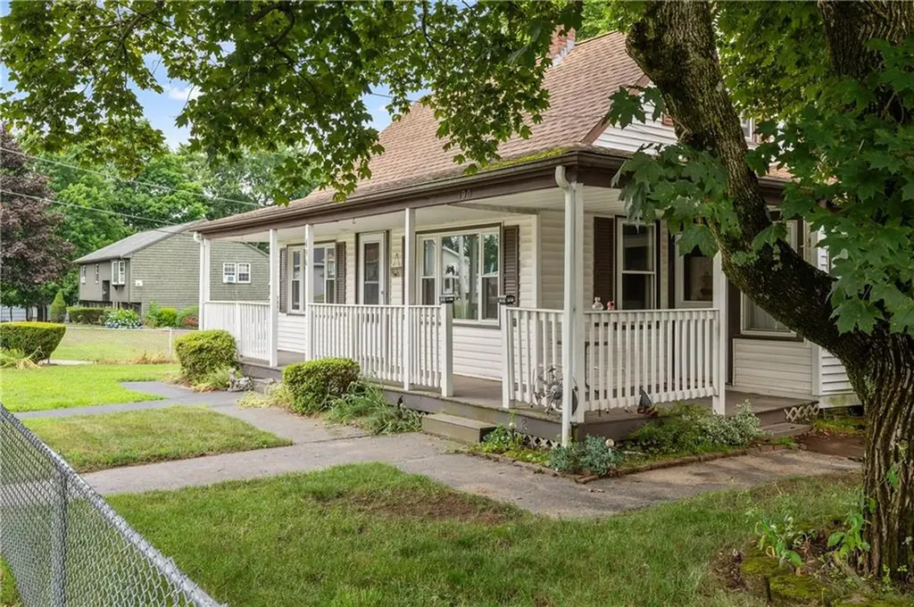 190 Linden Avenue Woonsocket RI 02895