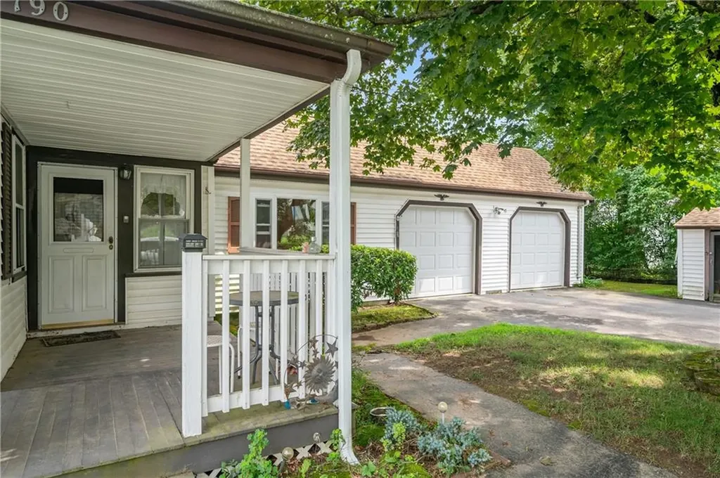 190 Linden Avenue Woonsocket RI 02895